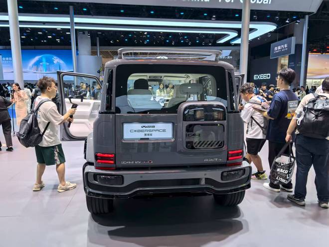 赛博版 10万级纯电“方盒子”狠角色登场麻将胡了2模拟器试玩iCAR V23S(图3) 赛博版 10万级纯电“方盒子”狠角色登场麻将胡了2模拟器试玩iCAR V23S(图3)