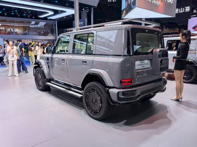 赛博版 10万级纯电“方盒子”狠角色登场麻将胡了2模拟器试玩iCAR V23S(图5) 赛博版 10万级纯电“方盒子”狠角色登场麻将胡了2模拟器试玩iCAR V23S(图5)